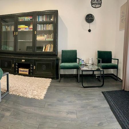Dimora Apartman Ντέμπρετσεν Εξωτερικό φωτογραφία