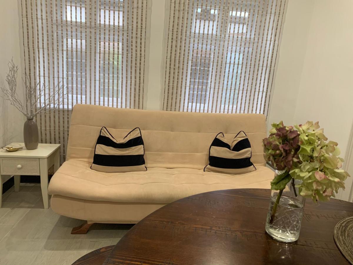 Dimora Apartman Ντέμπρετσεν Εξωτερικό φωτογραφία